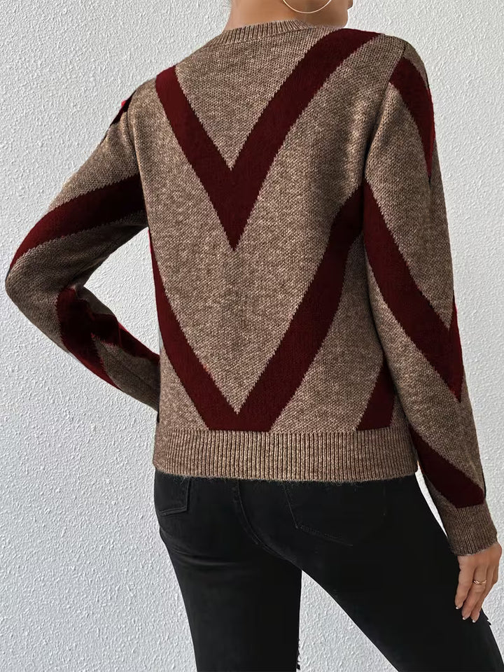 Auraflow - Geometric Pattern Round Neck Sweater