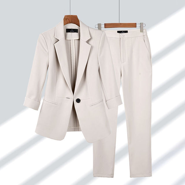 Linniya - Two-Piece Blazer And Pant Set