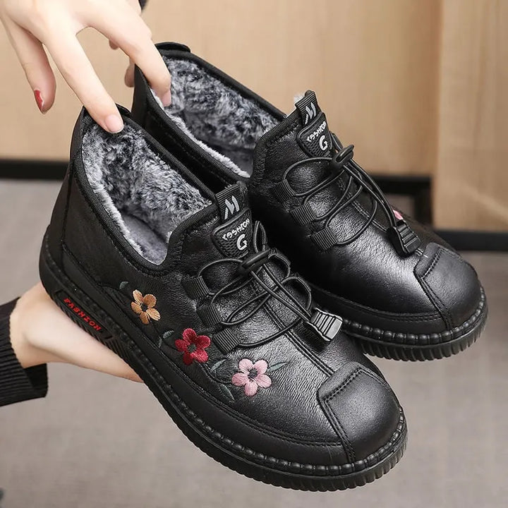 Kalisisa - Fur Lined Floral Embroidered Ankle Boots
