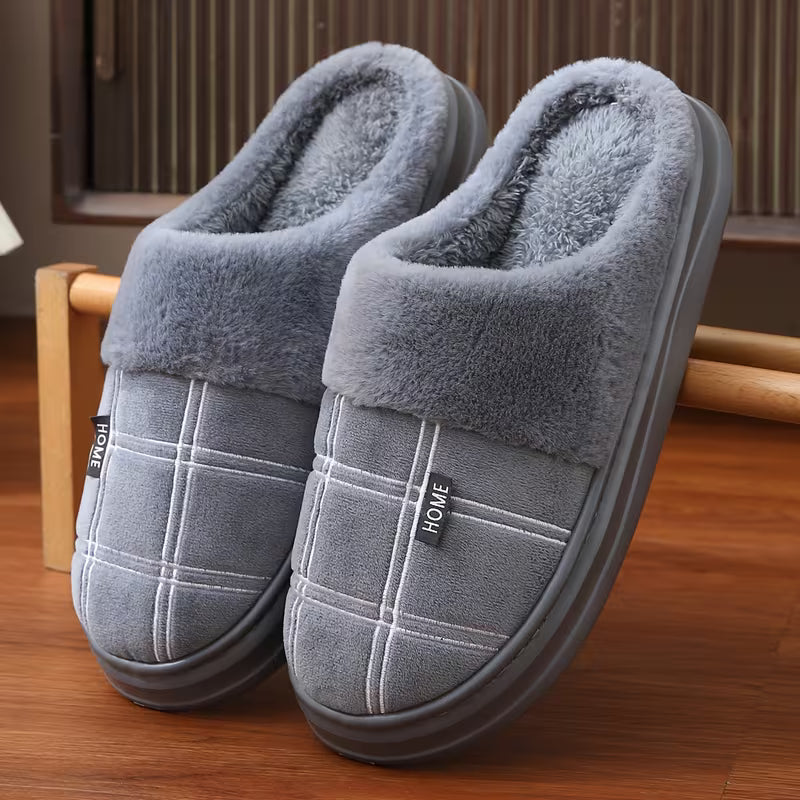 Wioviotrace - Plush Slippers With Checkered Pattern