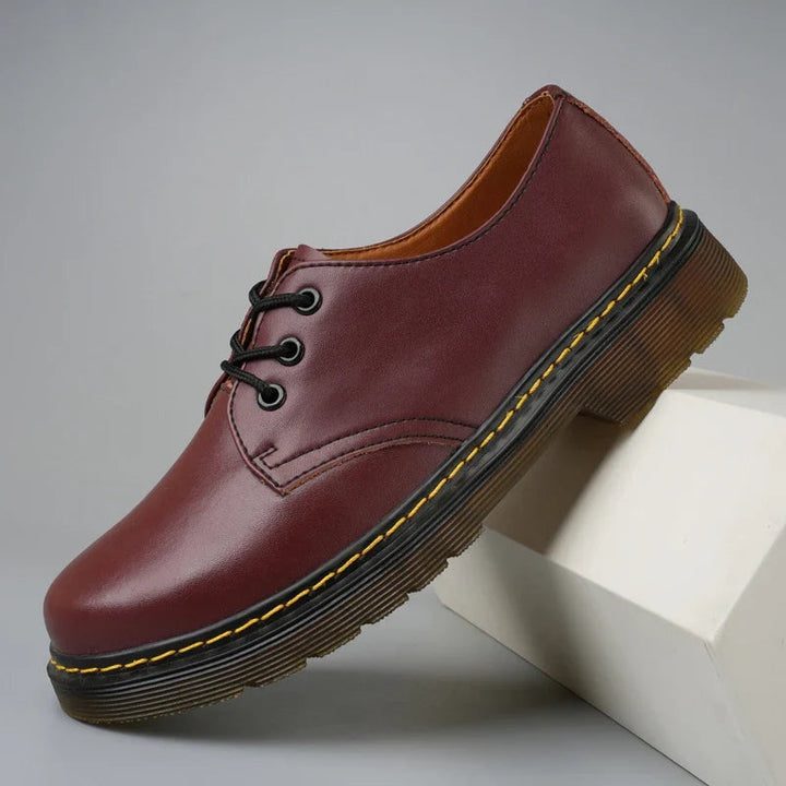 Thilian - Lace-Up Derby Shoes With Contrast Sole Stitching
