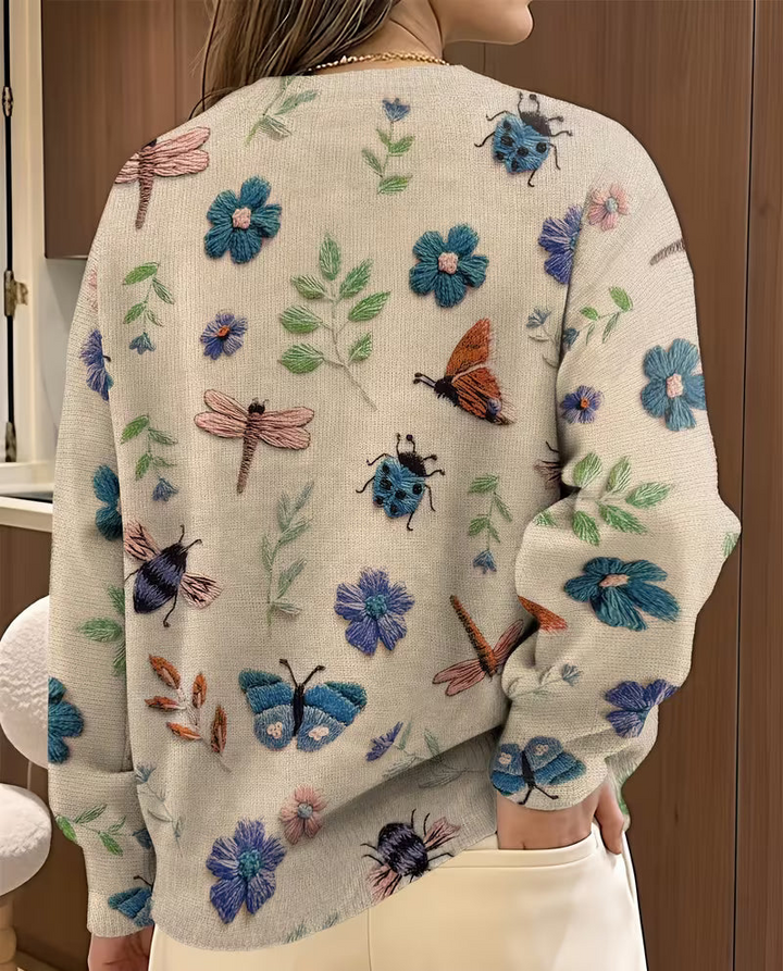 Soleilys - Casual Floral And Insect Print Sweater