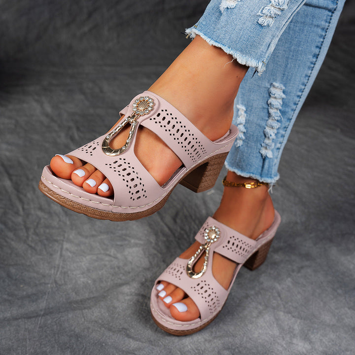 Nicoleta - Orthopedic Sandal With Zircon