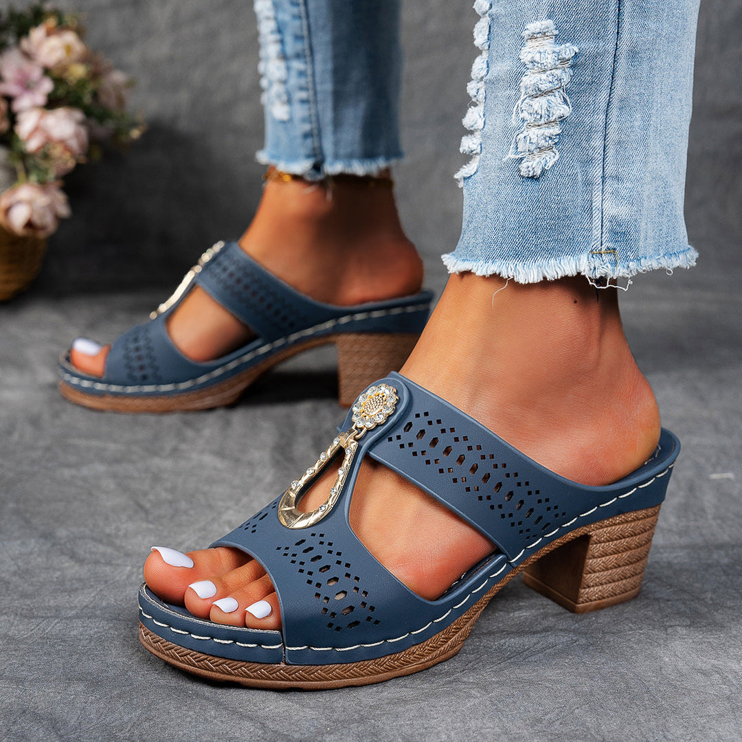 Nicoleta - Orthopedic Sandal With Zircon
