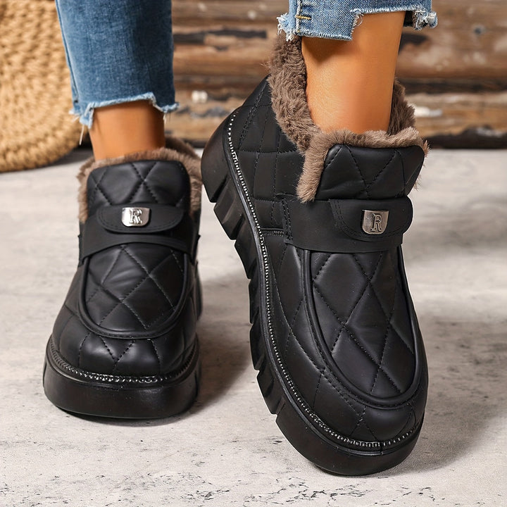 Lauronys - Shoes With Quilted Uppers and Plush Lining